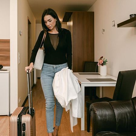 Flora Cozy Apartment Μπρατισλάβα Εξωτερικό φωτογραφία