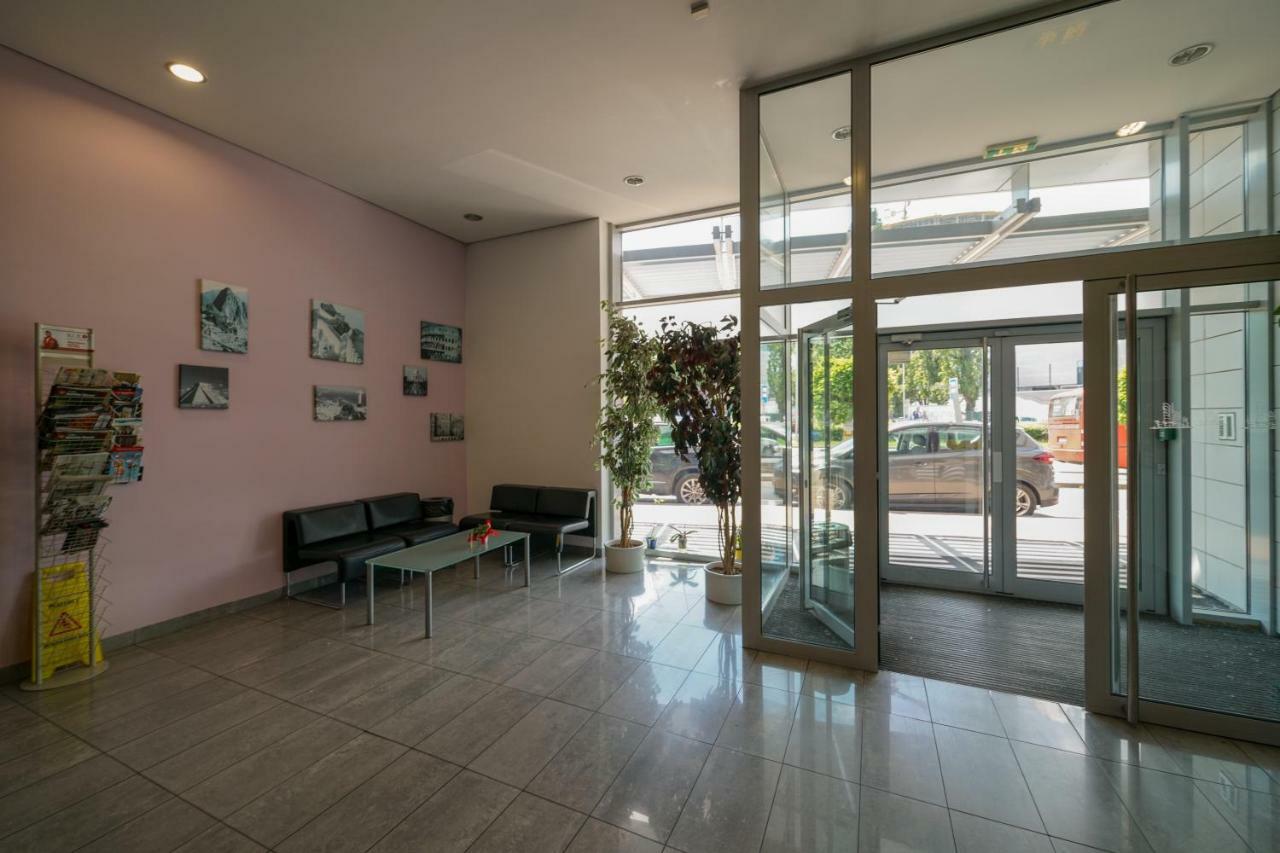 Flora Cozy Apartment Μπρατισλάβα Εξωτερικό φωτογραφία